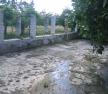 Algunos restos de los antiguos Baños de Zamora, ubicados en el camino de la Fuente del Alcrebite, hoy ya ajenos a lo que fue un interesante pasado.